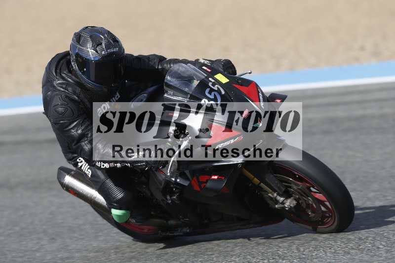 /Archiv-2025/01 24.-27.01.2025 Moto Center Thun Jerez/gruen-green/355